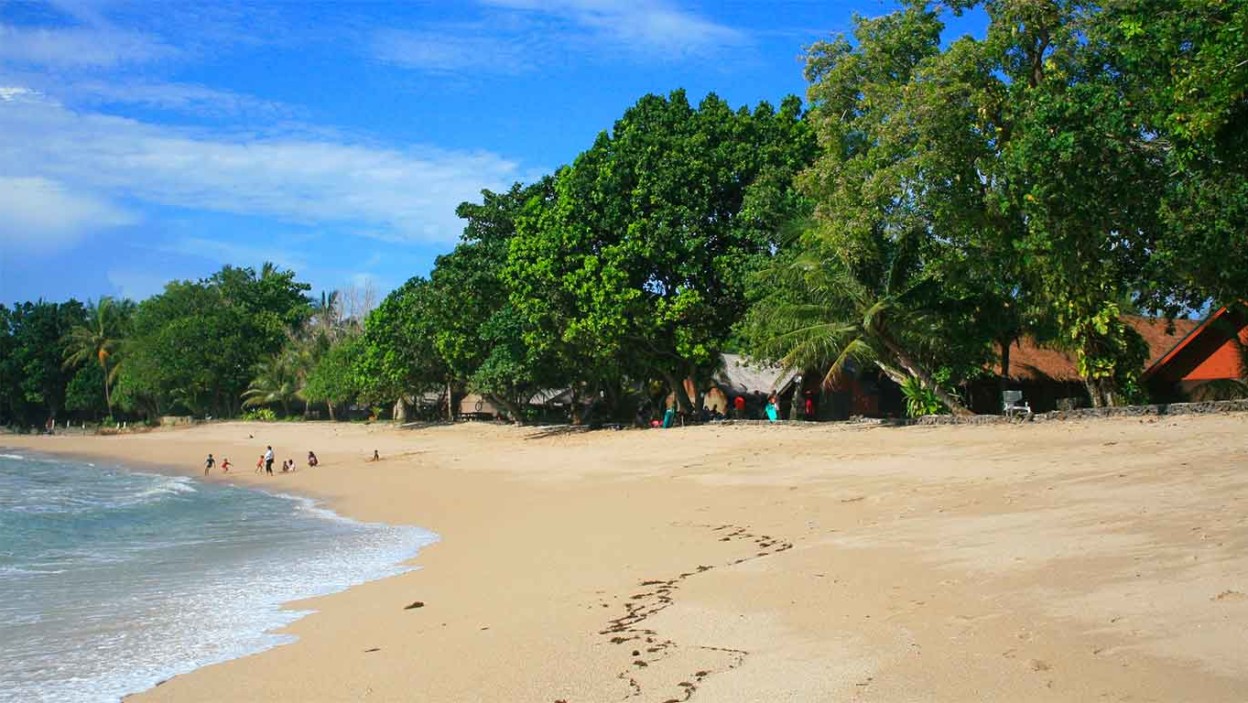 pantai dekat merak banten