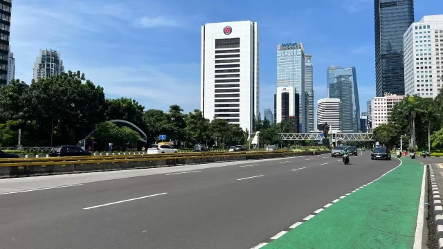 Gedung pencakar langit Sudirman Jakarta