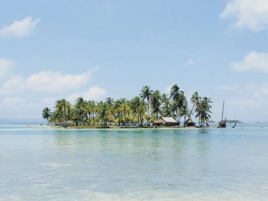 Lokasi Pulau Nusa Manona
